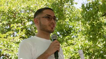2019 Green Fellow Christopher Almaraz, presenting their work